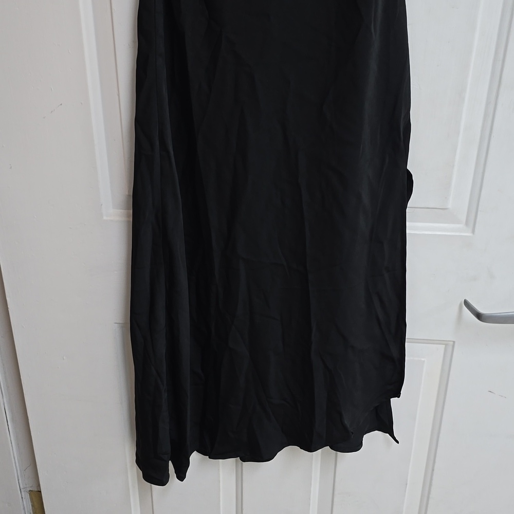 ASTR THE LABEL Gaia Midi Dress - Picture 4 of 13